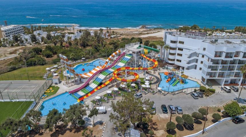 Leonardo Laura Beach & Splash Resort